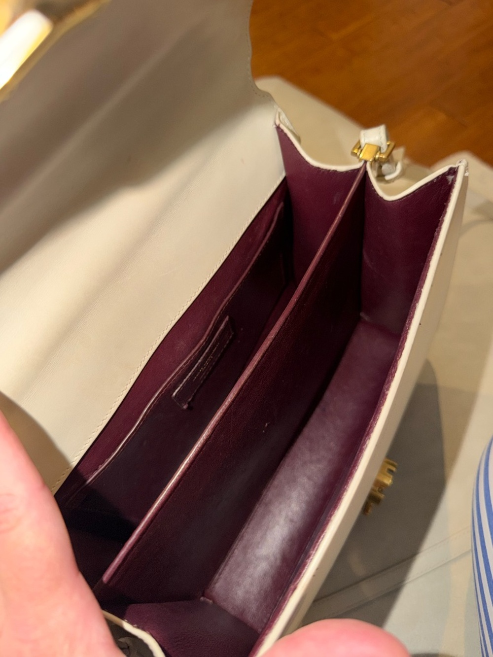 Smooth Calfskin Med Classic Monogram Cassandra Top Handle Crema Soft Rouge - Picture 5 of 6